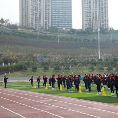 趣享运动，助力初三——两江巴蜀中学初2022届师生趣味运动会